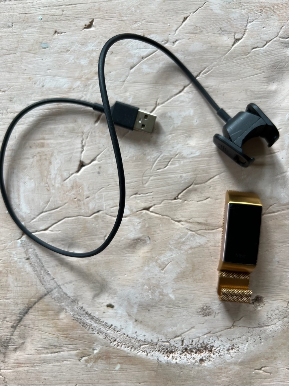 Black screen fitbit Gold Tone Fitness Tracker with gold Mesh Band and charger